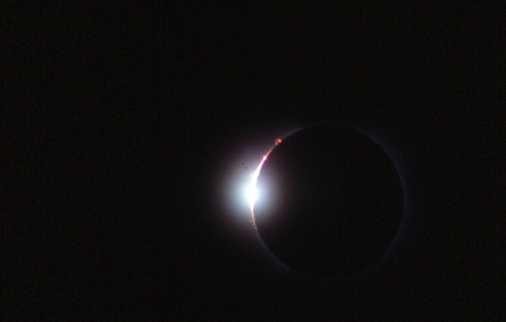Eclipse (Tanjung Kokok; Nr. Surabaya, Java) 1983