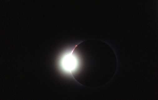 Eclipse (Tanjung Kokok; Nr. Surabaya, Java) 1983